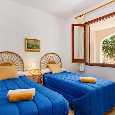 Casa Blanca Villa, Cala Blanca Вилла *